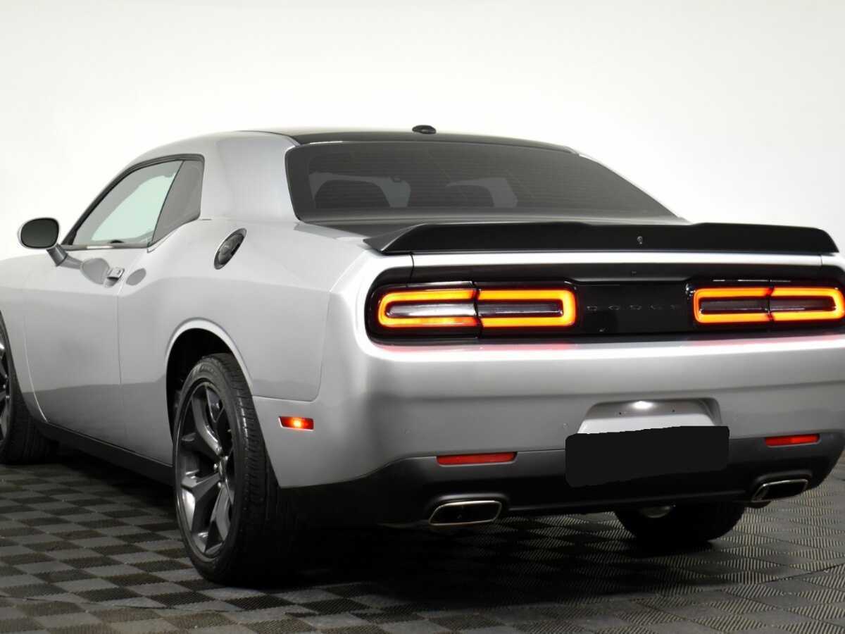 Dodge Challenger с пробегом — 2020 год. Фото: #5