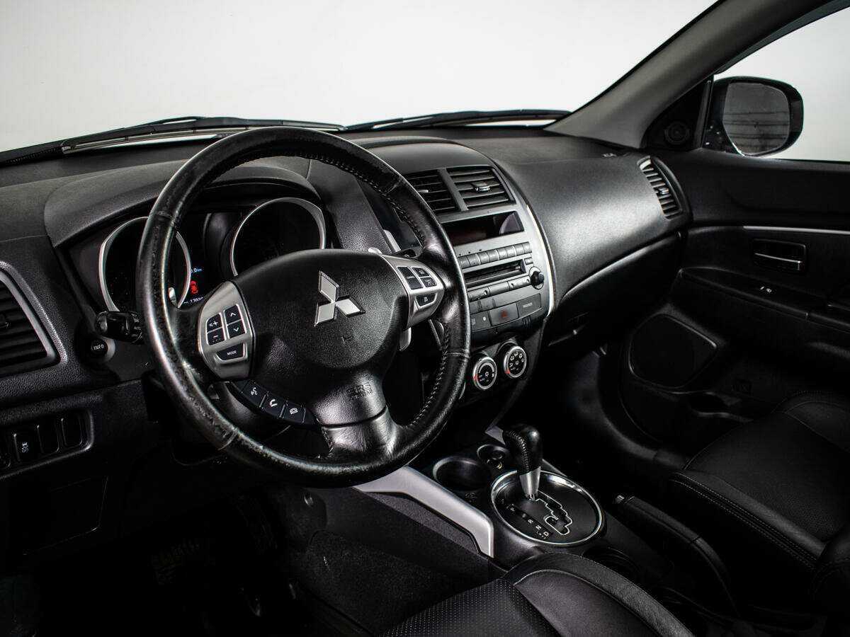 Mitsubishi ASX с пробегом — 2011 год. Фото: #12