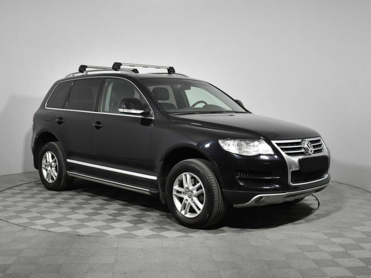 Volkswagen Touareg с пробегом — 2008 год. Фото: #2