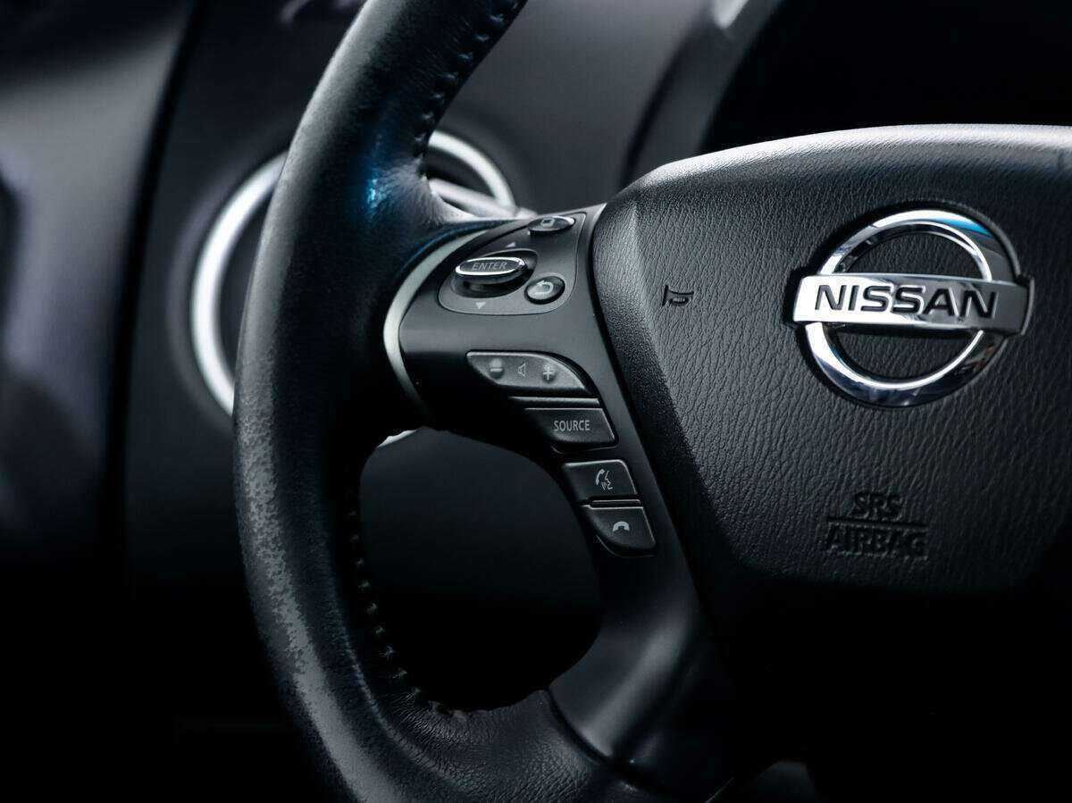 Nissan Pathfinder с пробегом — 2015 год. Фото: #17