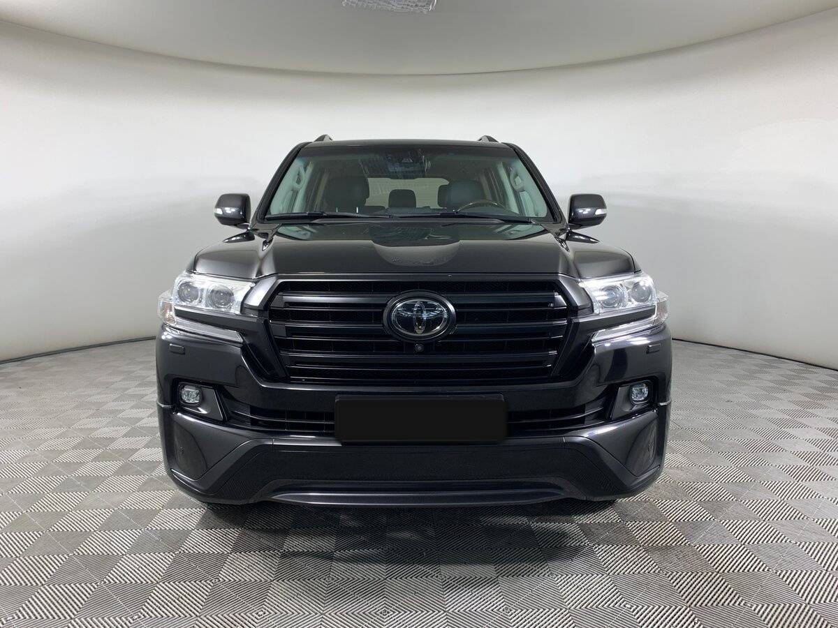 Toyota Land Cruiser с пробегом — 2016 год. Фото: #1