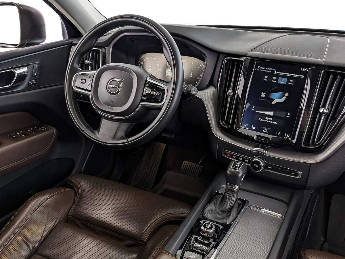 Volvo XC60 с пробегом — 2018 год. Фото: #15