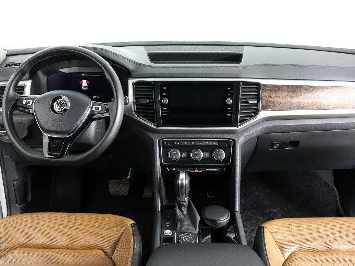Volkswagen Teramont с пробегом — 2018 год. Фото: #11