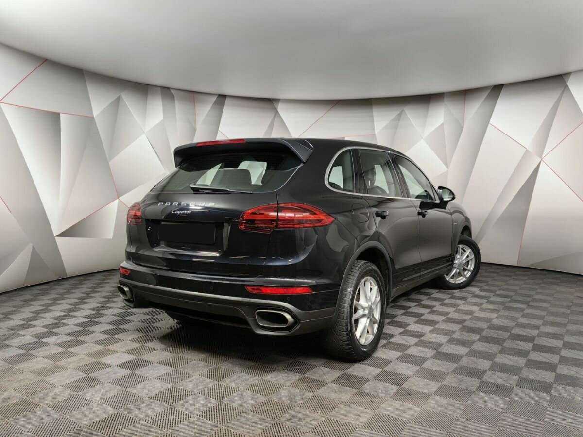 Porsche Cayenne с пробегом — 2014 год. Фото: #1