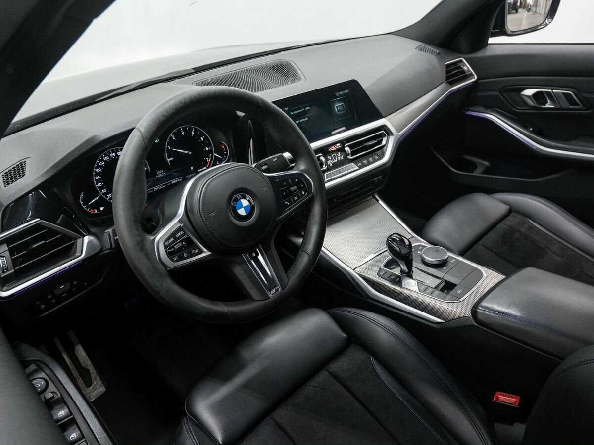 BMW 3 серии с пробегом — 2019 год. Фото: #9