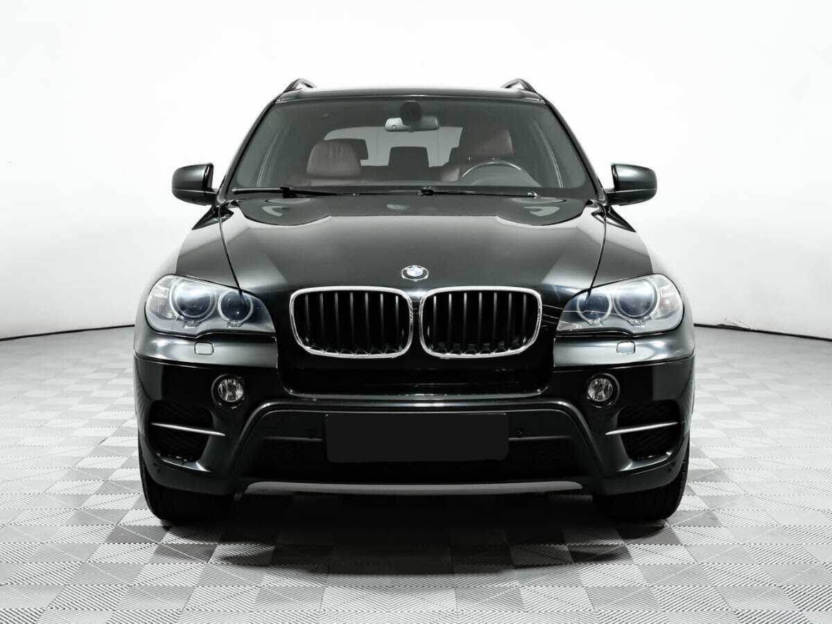 BMW X5 с пробегом — 2012 год. Фото: #1