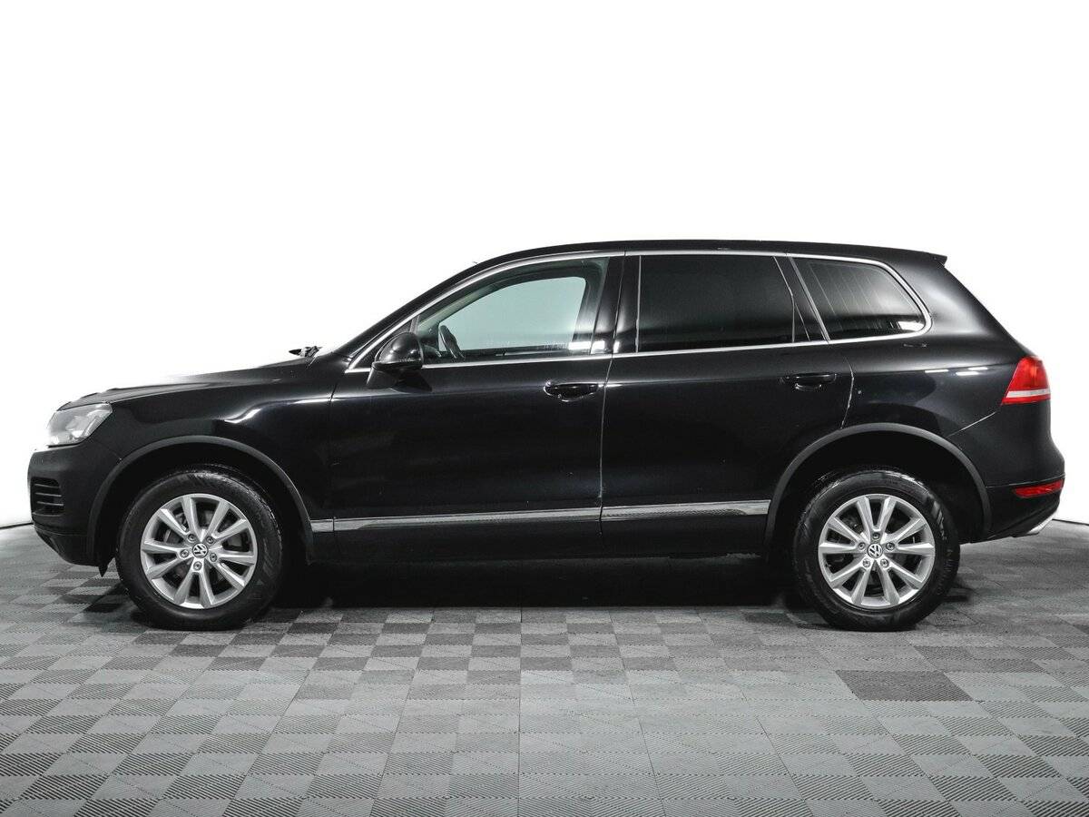 Volkswagen Touareg с пробегом — 2011 год. Фото: #7