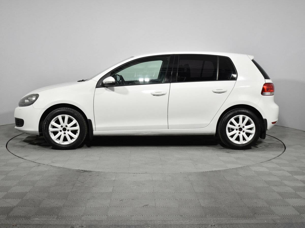 Volkswagen Golf с пробегом — 2010 год. Фото: #7