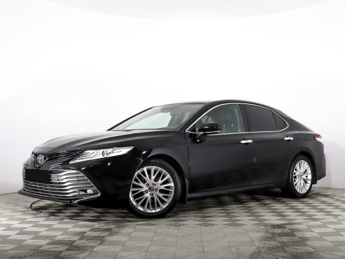 Toyota Camry с пробегом — 2019 год. Фото: #0