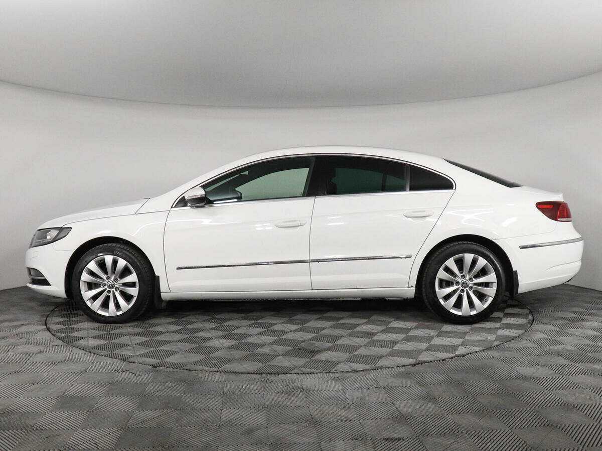 Volkswagen Passat CC с пробегом — 2013 год. Фото: #7