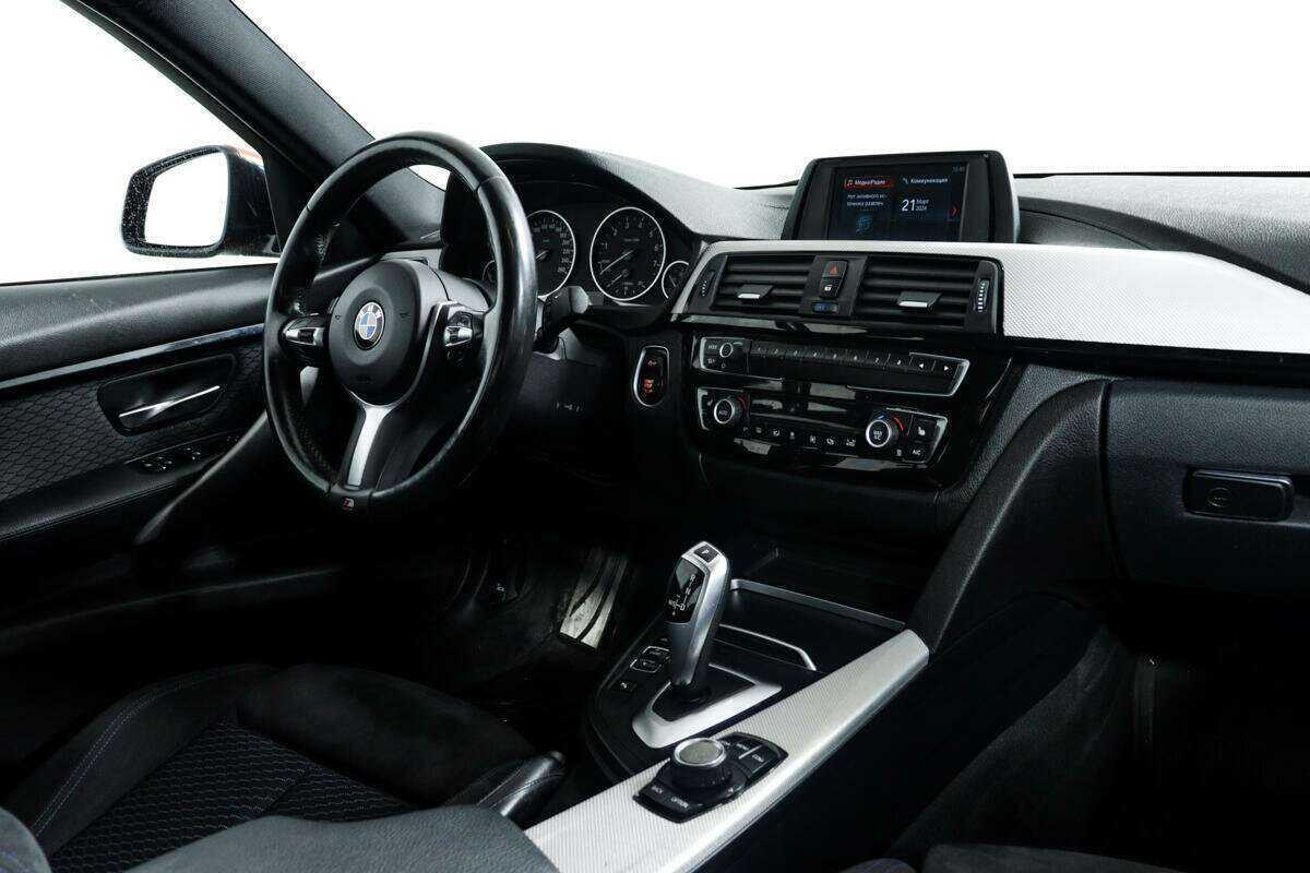 BMW 3 серии с пробегом — 2018 год. Фото: #8