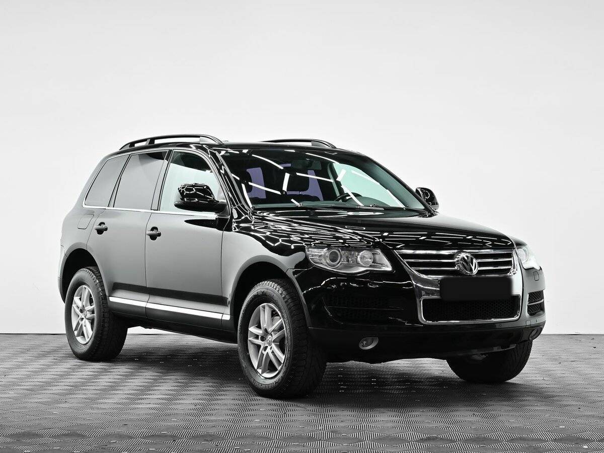 Volkswagen Touareg с пробегом — 2008 год. Фото: #1