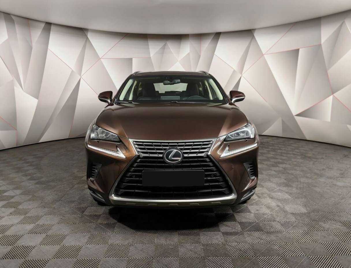Lexus NX с пробегом — 2019 год. Фото: #6