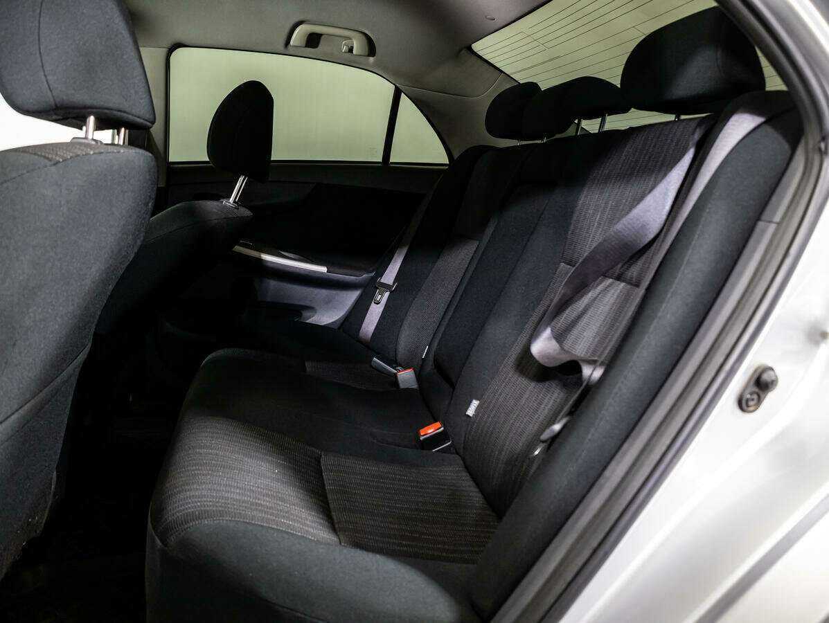 Toyota Corolla с пробегом — 2008 год. Фото: #9