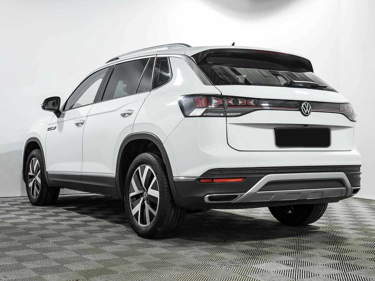 Volkswagen Tayron с пробегом — 2023 год. Фото: #4