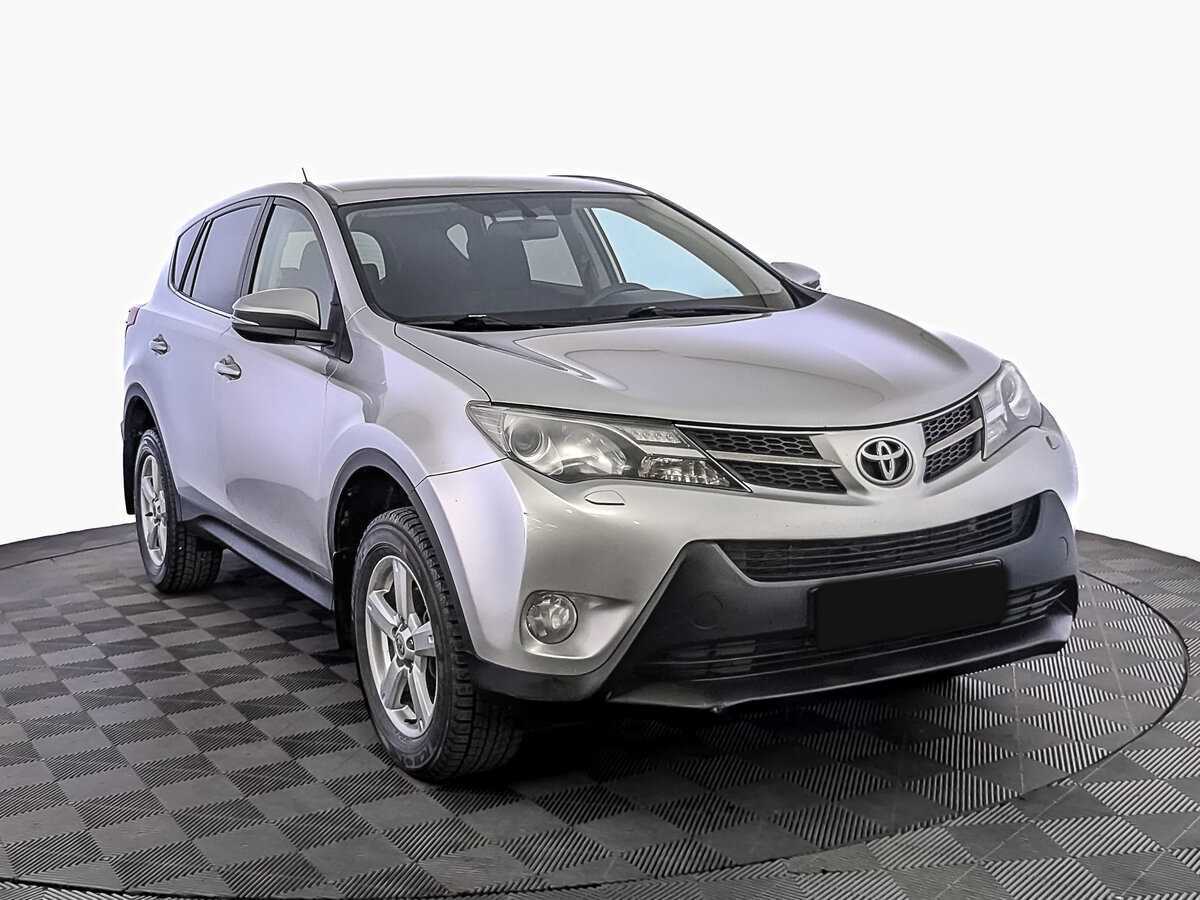 Toyota RAV4 с пробегом — 2013 год. Фото: #2