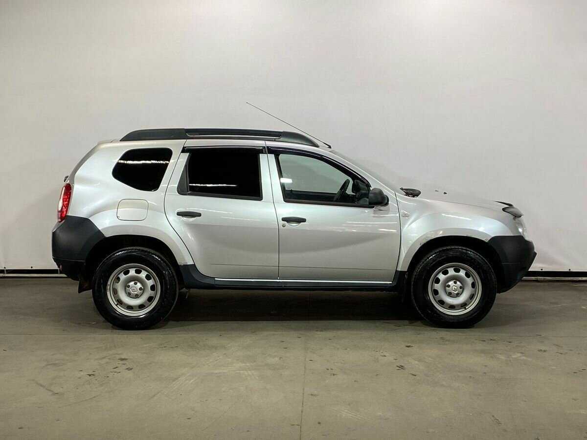 Renault Duster с пробегом — 2014 год. Фото: #3