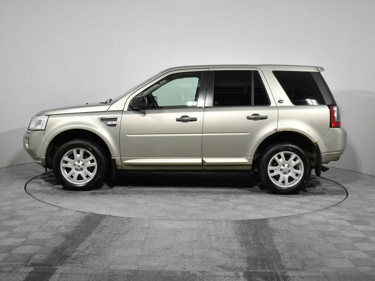 Land Rover Freelander с пробегом — 2011 год. Фото: #7