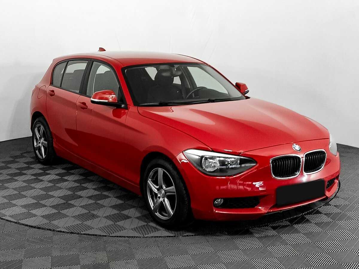 BMW 1 серии с пробегом — 2012 год. Фото: #2