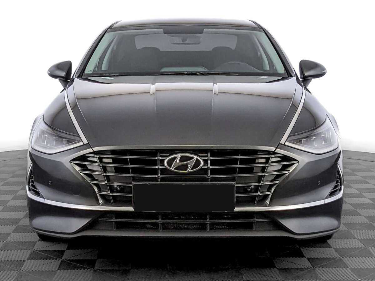 Hyundai Sonata с пробегом — 2021 год. Фото: #1