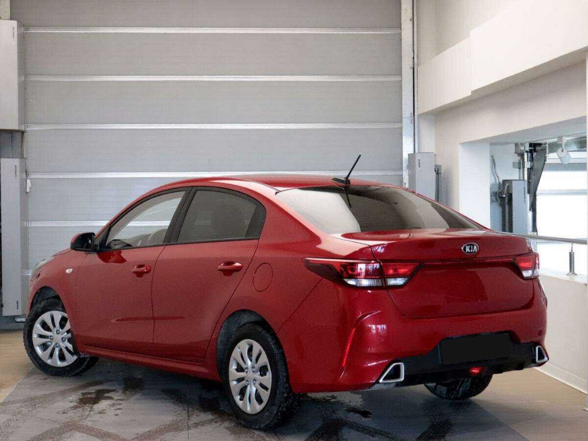 Kia Rio с пробегом — 2020 год. Фото: #5