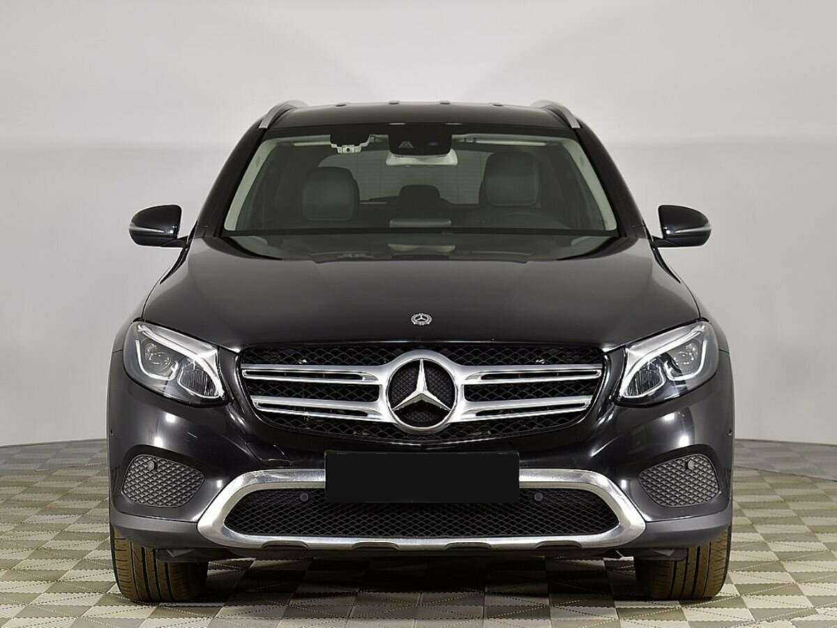Mercedes-Benz GLC с пробегом — 2018 год. Фото: #2