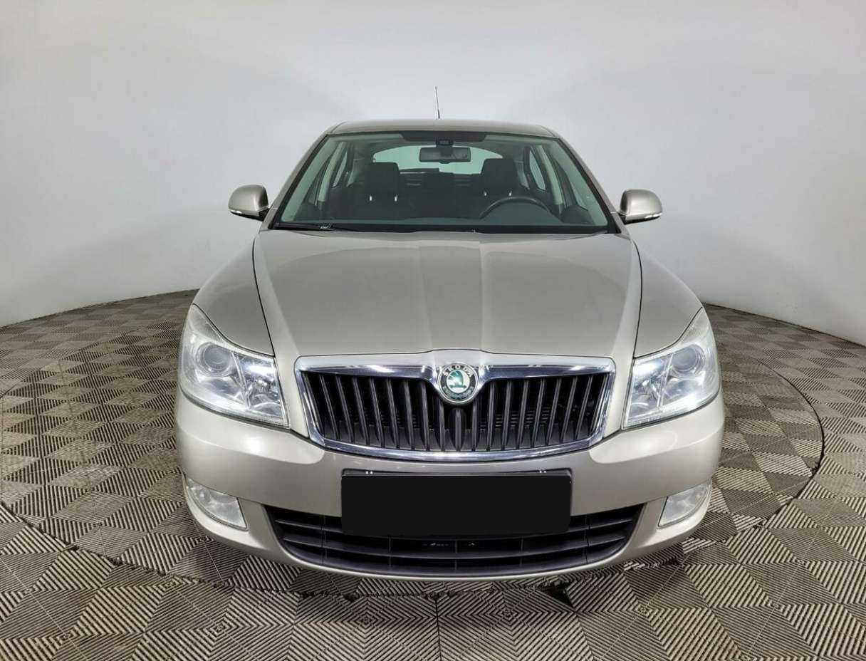 Skoda Octavia с пробегом — 2010 год. Фото: #1