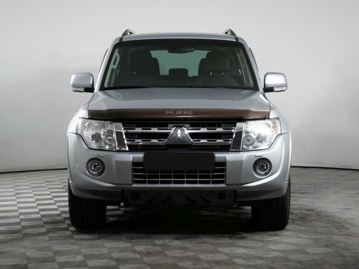 Mitsubishi Pajero с пробегом — 2011 год. Фото: #1
