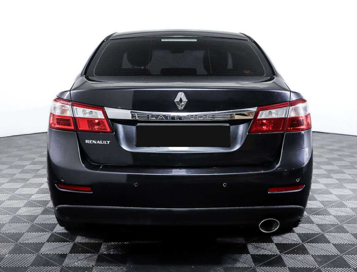 Renault Latitude с пробегом — 2012 год. Фото: #5