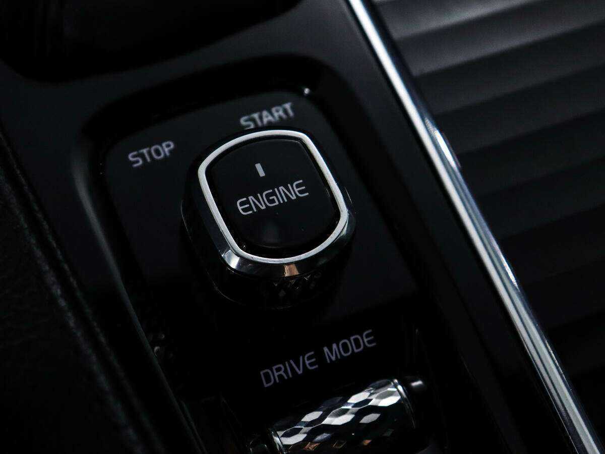 Volvo XC90 с пробегом — 2015 год. Фото: #16
