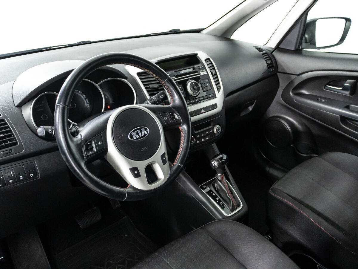 Kia Venga с пробегом — 2015 год. Фото: #10
