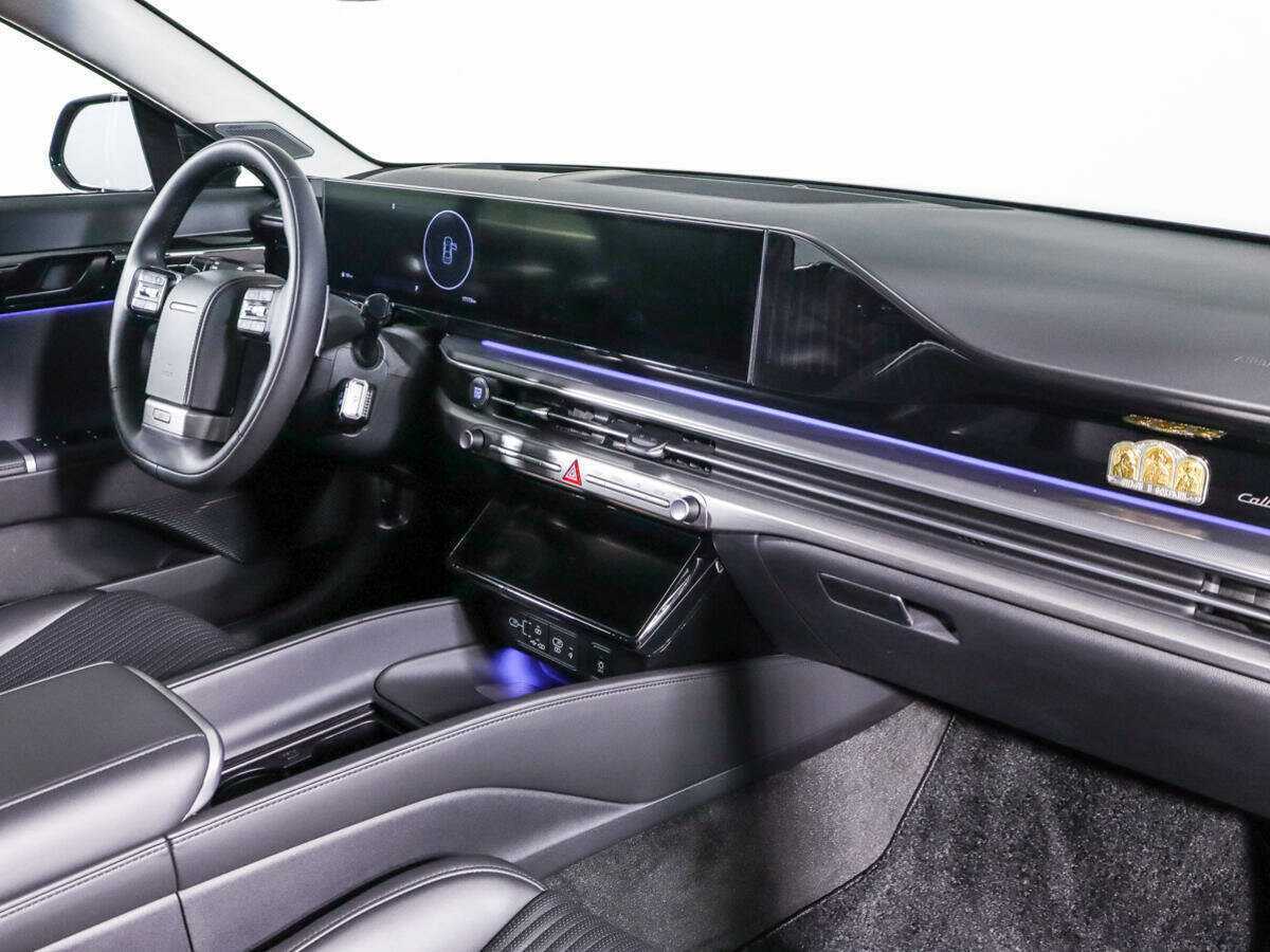 Hyundai Grandeur с пробегом — 2022 год. Фото: #6