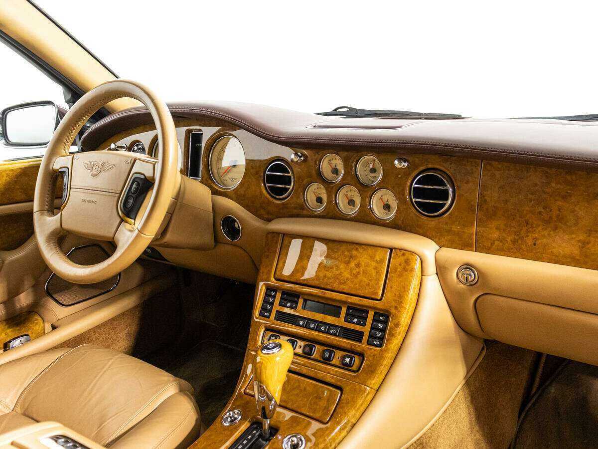 Bentley Arnage с пробегом — 2003 год. Фото: #8