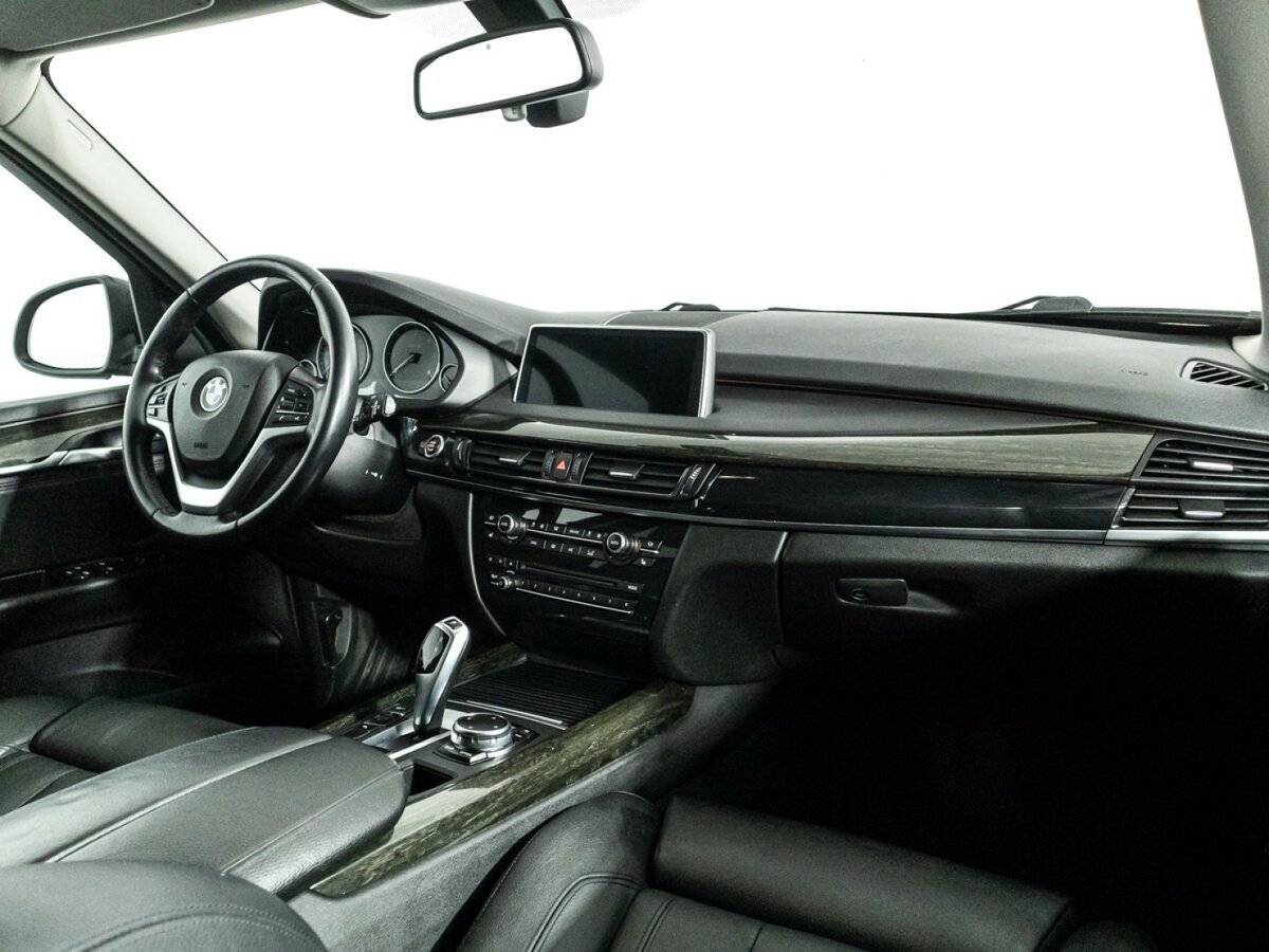 BMW X5 с пробегом — 2015 год. Фото: #8