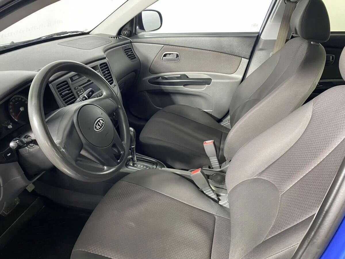 Kia Rio с пробегом — 2010 год. Фото: #7