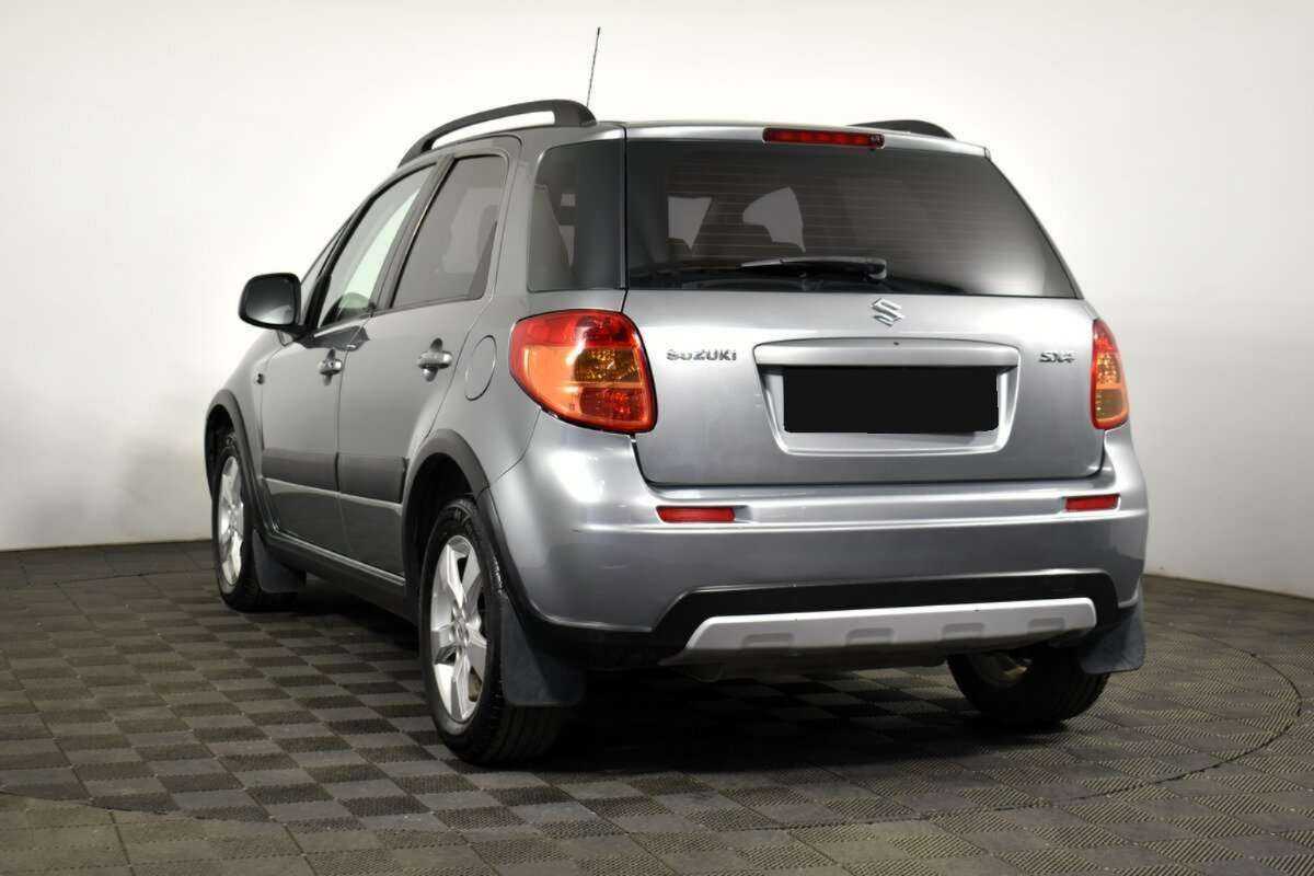Suzuki SX4 с пробегом — 2013 год. Фото: #5