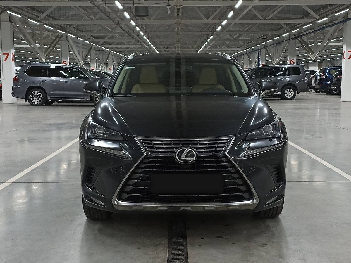 Lexus NX с пробегом — 2017 год. Фото: #1