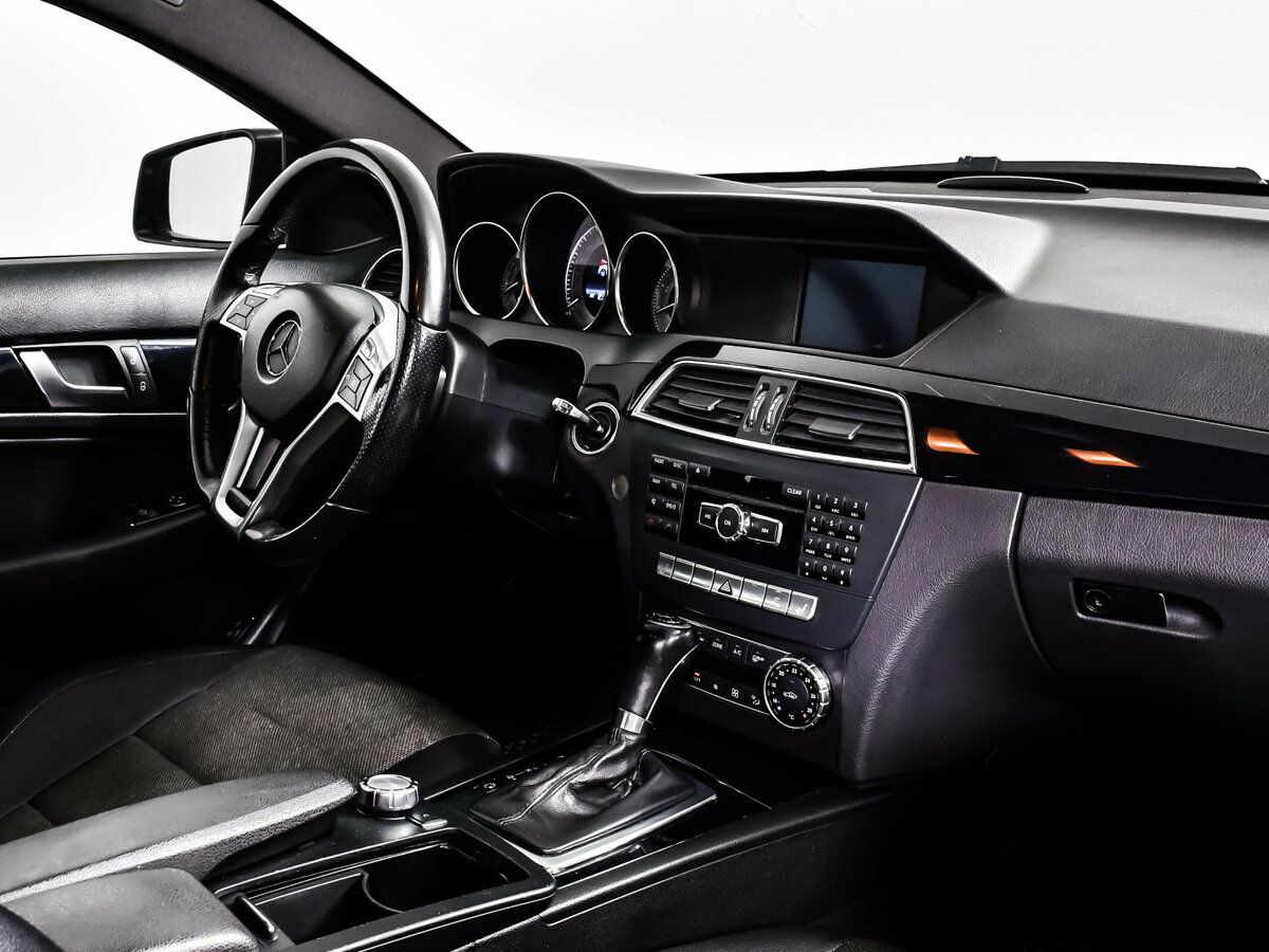 Mercedes-Benz C-Класс с пробегом — 2012 год. Фото: #7