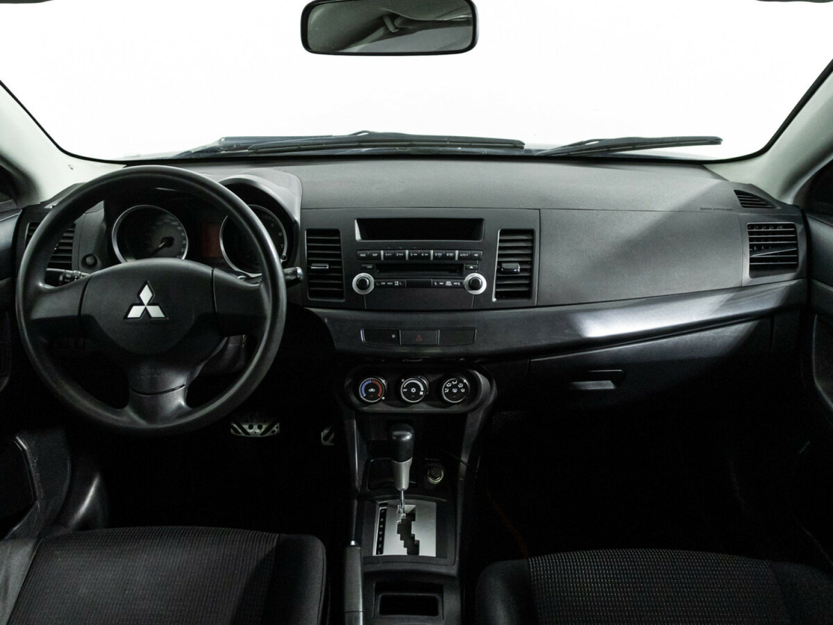 Mitsubishi Lancer с пробегом — 2008 год. Фото: #12