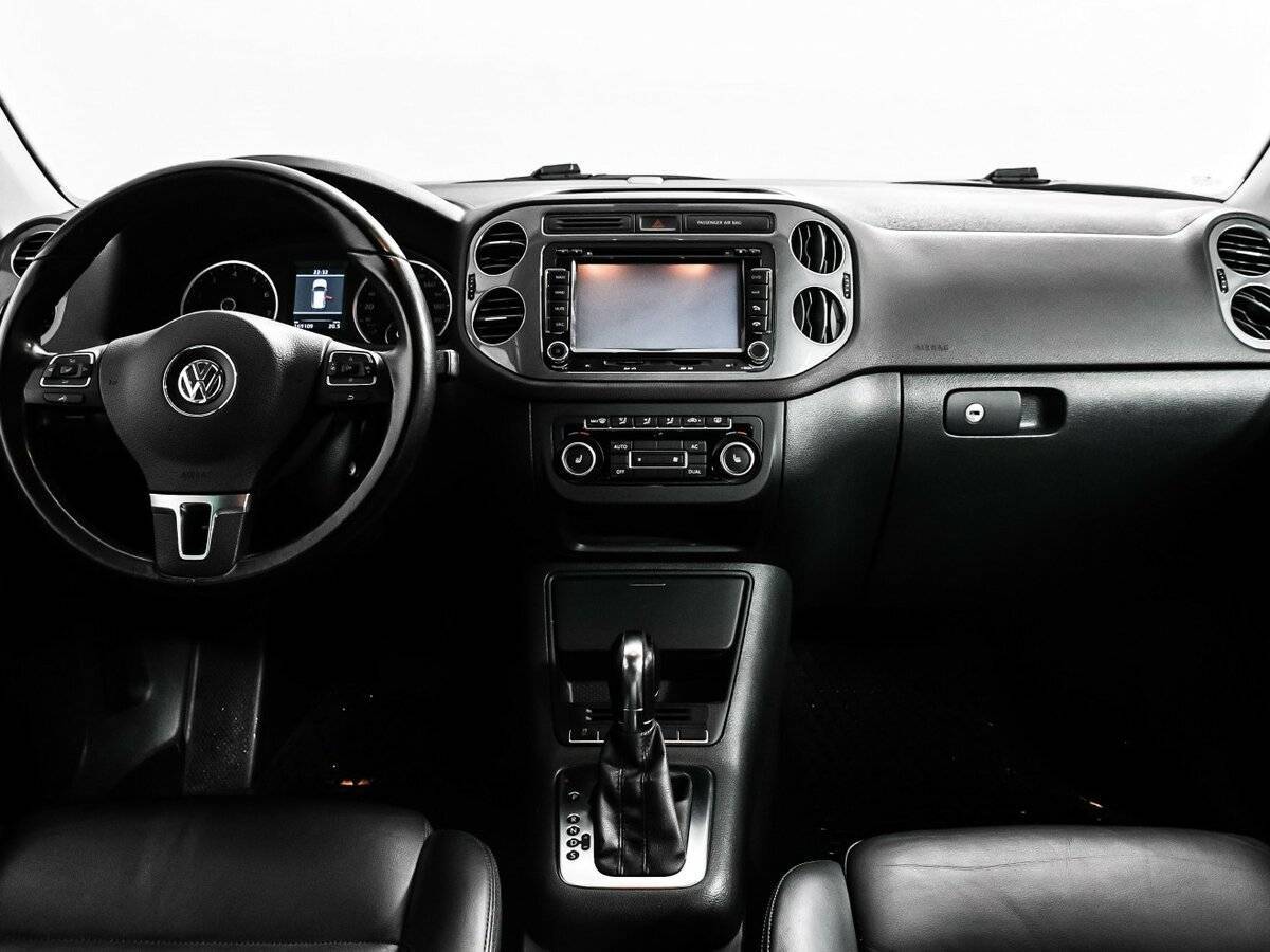 Volkswagen Tiguan с пробегом — 2012 год. Фото: #10
