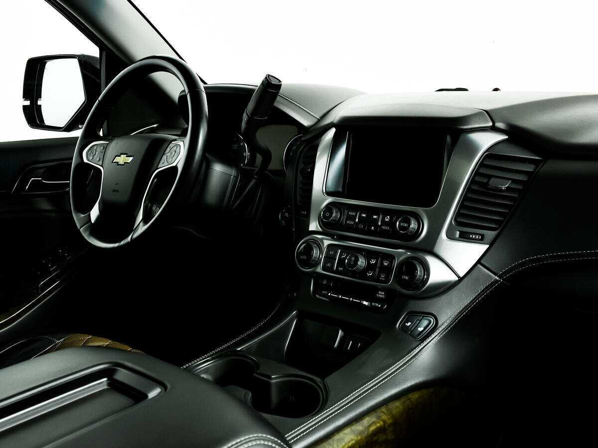 Chevrolet Tahoe с пробегом — 2017 год. Фото: #8