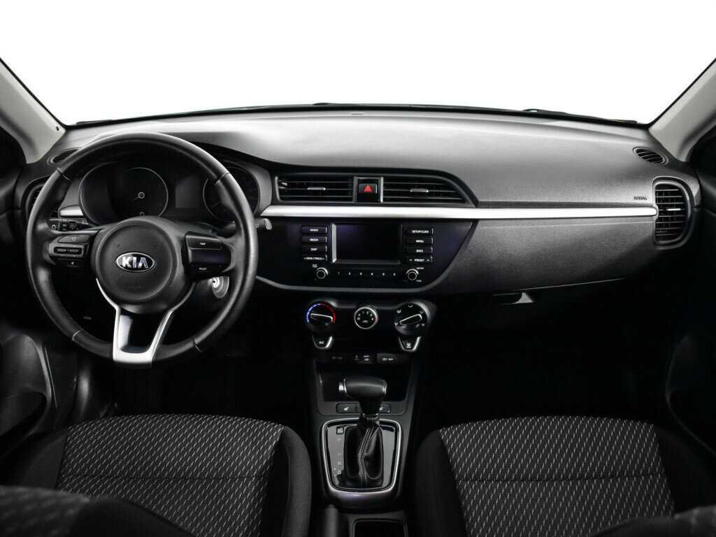 Kia Rio с пробегом — 2018 год. Фото: #11