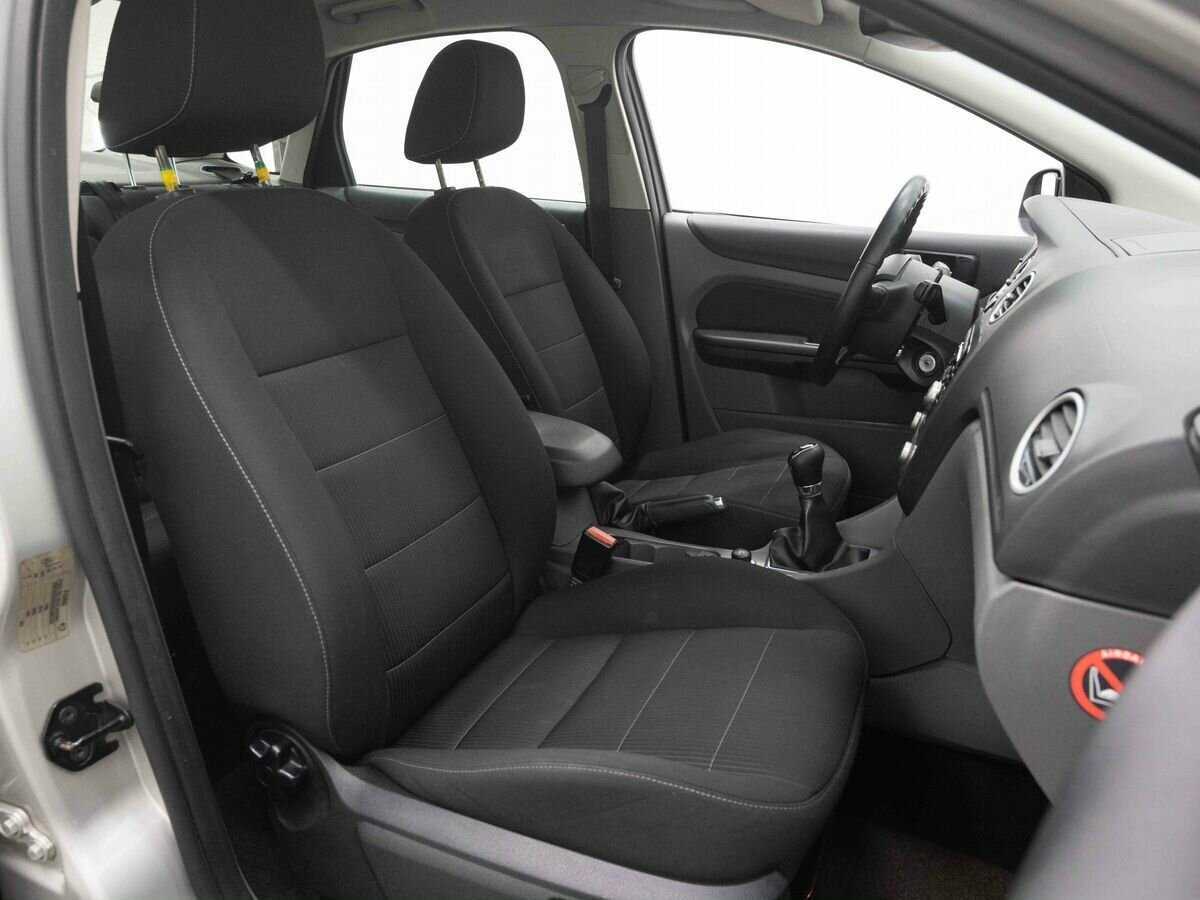 Ford Focus с пробегом — 2010 год. Фото: #12
