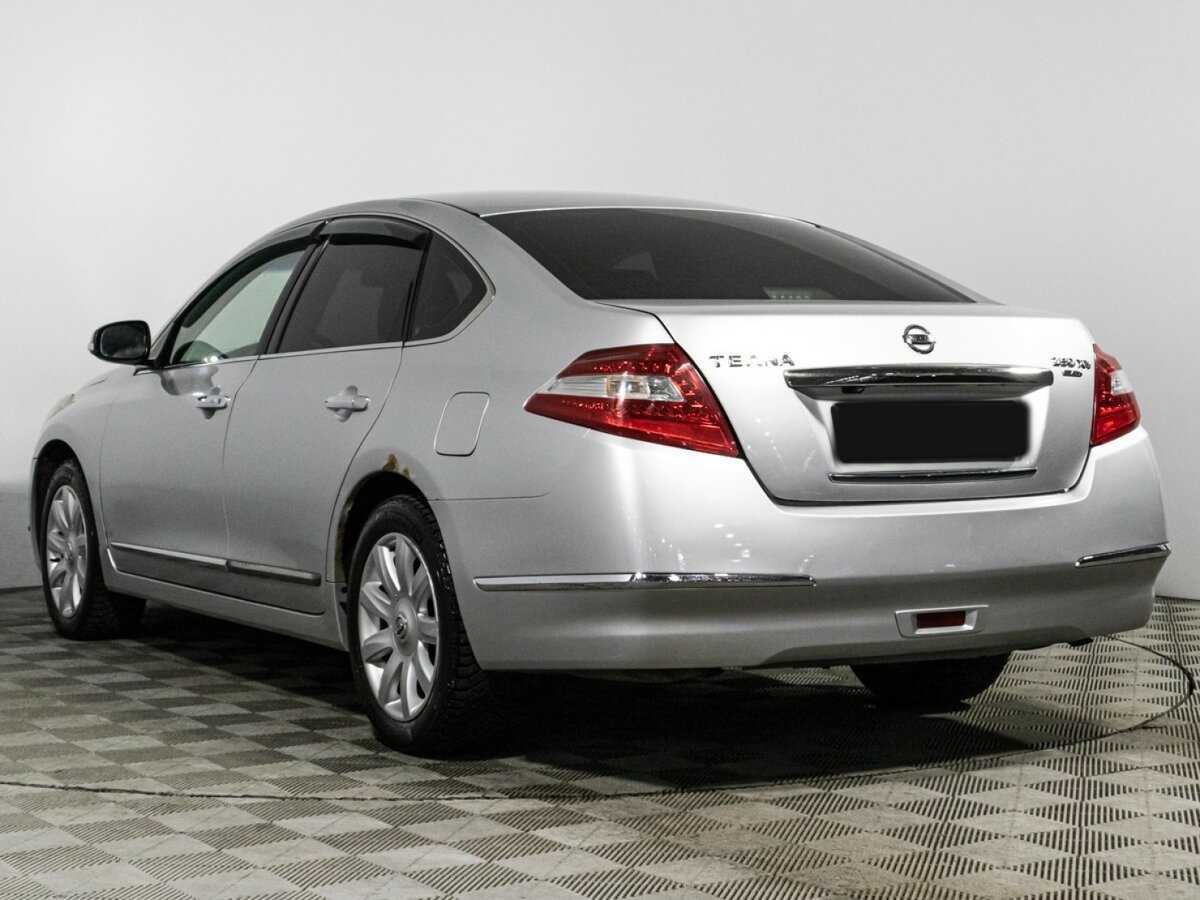 Nissan Teana с пробегом — 2009 год. Фото: #6