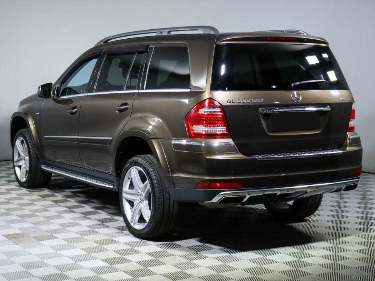 Mercedes-Benz GL-Класс с пробегом — 2012 год. Фото: #6