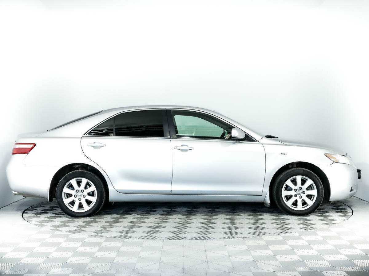 Toyota Camry с пробегом — 2007 год. Фото: #3
