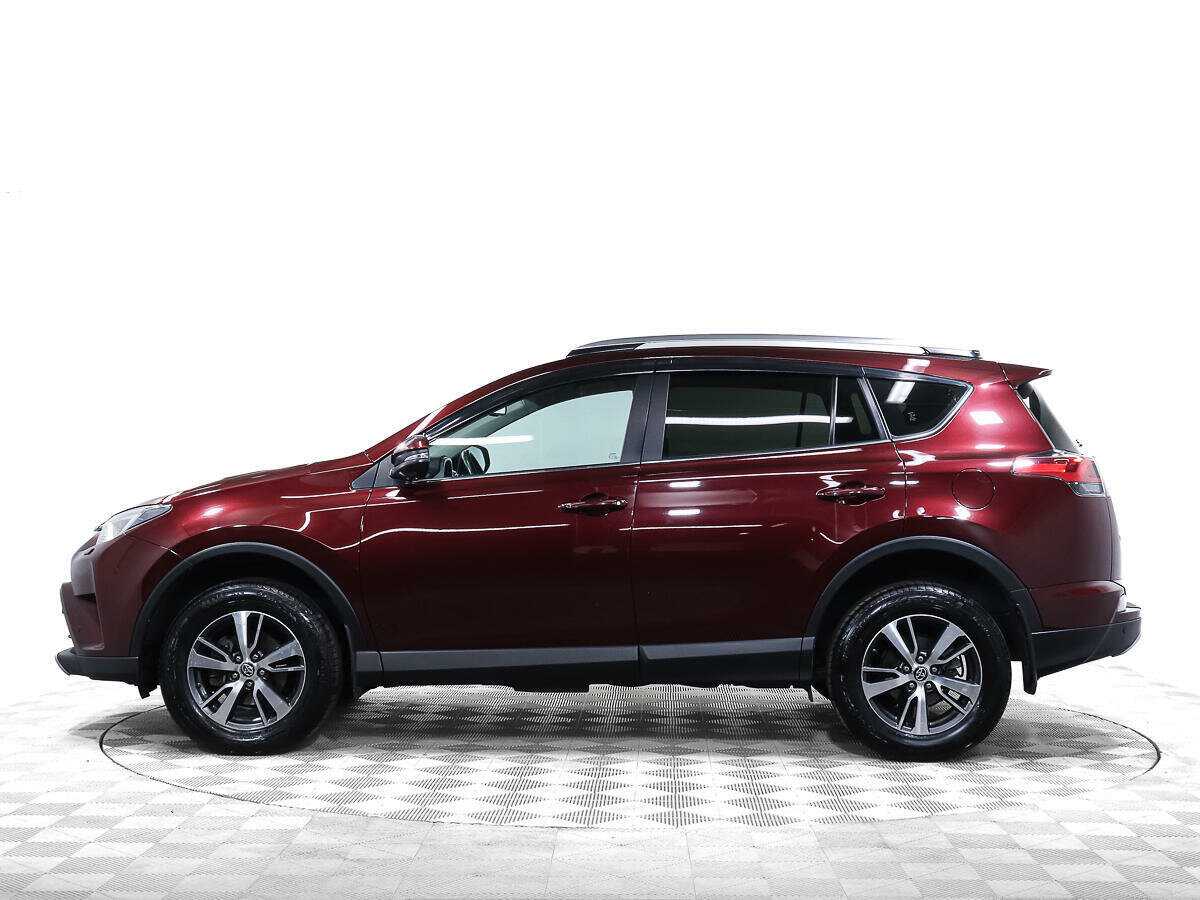 Toyota RAV4 с пробегом — 2018 год. Фото: #6