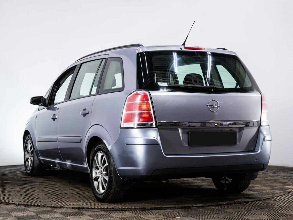 Opel Zafira с пробегом — 2007 год. Фото: #3