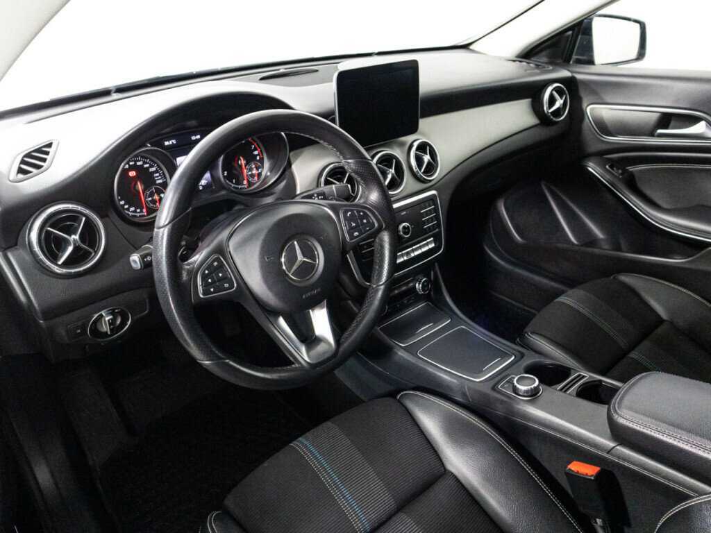 Mercedes-Benz CLA с пробегом — 2017 год. Фото: #10