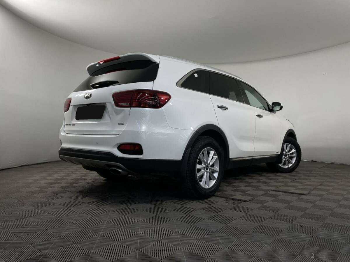 Kia Sorento с пробегом — 2019 год. Фото: #5